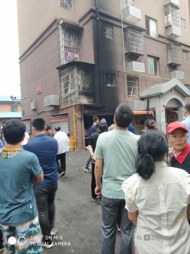 南昌新建區(qū)一小區(qū)煤氣罐爆炸， 4 人受傷